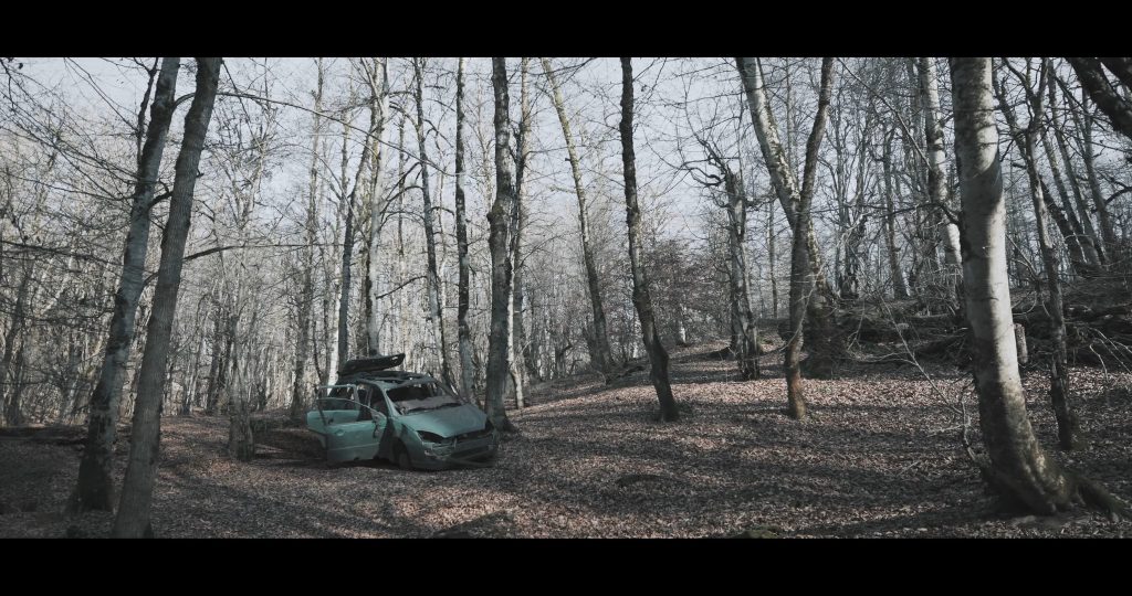 the_deafening_white_noise_(2024).mp4_snapshot_01.12_[2025.02.05_16.06.23]